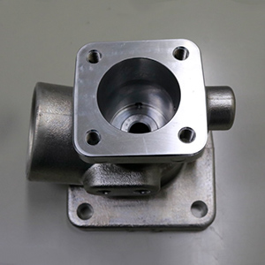 ボディ【アンローダボディ】 AC4C-T6（アルミ鋳物）/マシニングセンタ
